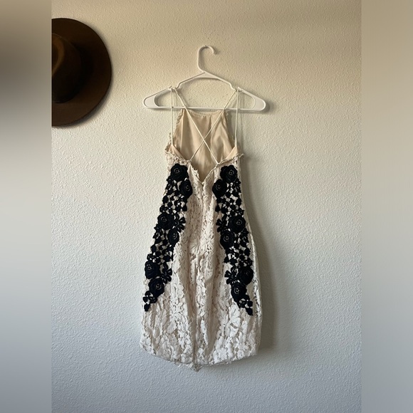 SAYLOR | Alexis Dress in Cream and Black Lace - Picture 3 of 6